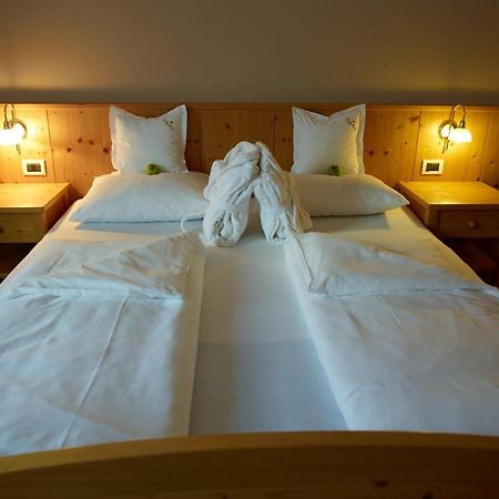 Hotel Tiefenbrunn Gardensuites & Breakfast Lana Eksteriør billede