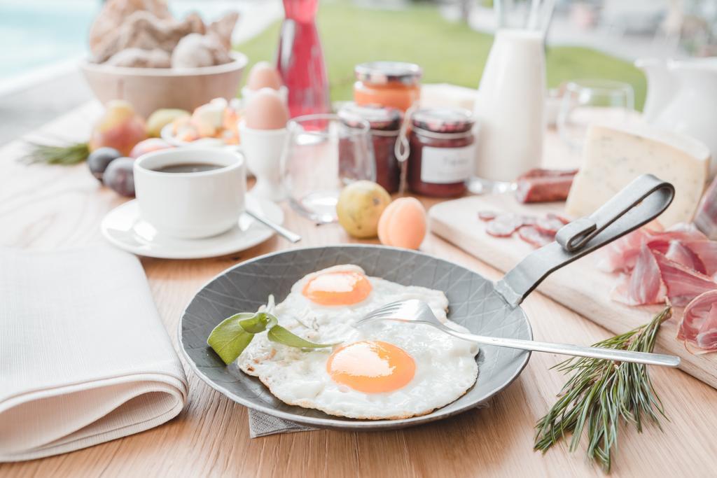 Hotel Tiefenbrunn Gardensuites & Breakfast Lana Eksteriør billede