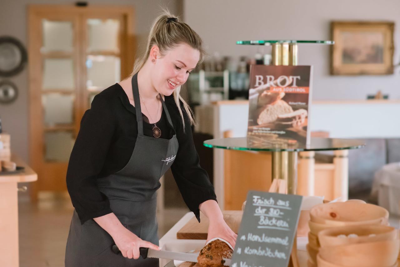 Hotel Tiefenbrunn Gardensuites & Breakfast Lana Eksteriør billede